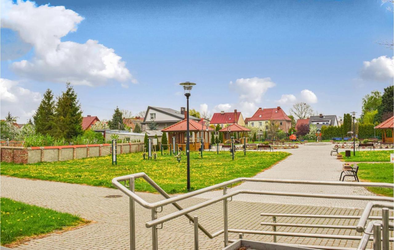 Nice Home In Nowe Warpno With Kitchen Eksteriør bilde