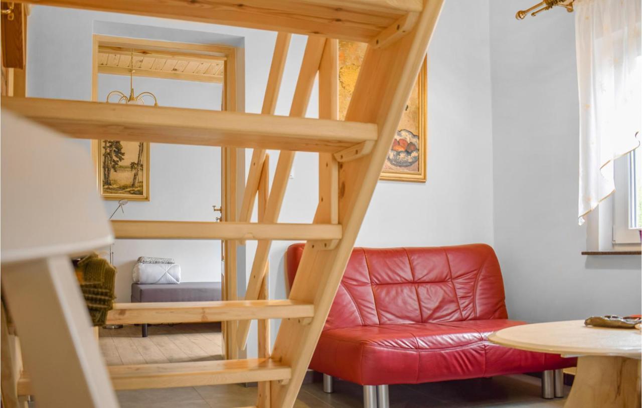 Nice Home In Nowe Warpno With Kitchen Eksteriør bilde