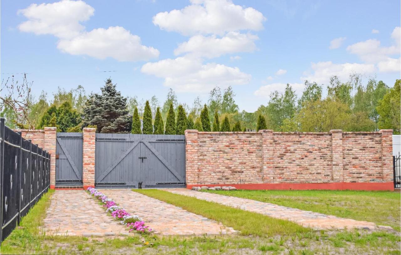 Nice Home In Nowe Warpno With Kitchen Eksteriør bilde