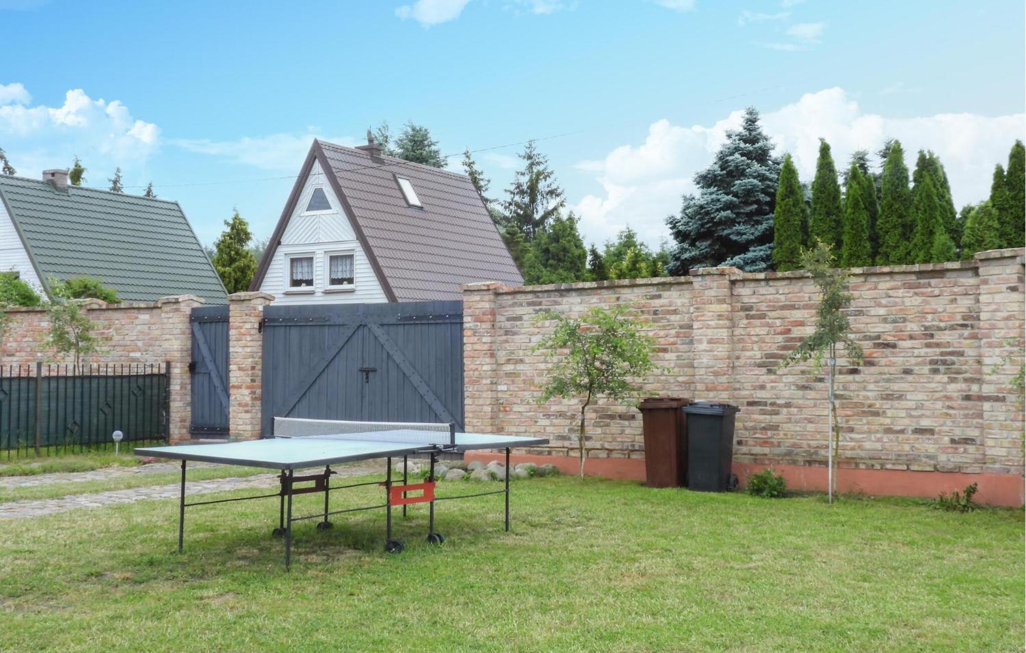 Nice Home In Nowe Warpno With Kitchen Eksteriør bilde